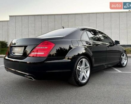 Чорний Мерседес С Клас, об'ємом двигуна 3 л та пробігом 211 тис. км за 23400 $, фото 16 на Automoto.ua