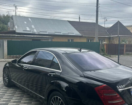 Черный Мерседес С Класс, объемом двигателя 5.5 л и пробегом 220 тыс. км за 18999 $, фото 5 на Automoto.ua