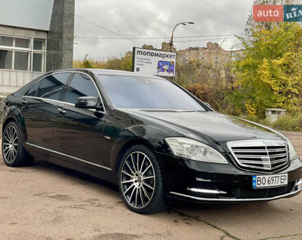 Мерседес С Клас 2011 у Києві на Automoto.ua Чорний Мерседес С Клас, об'ємом двигуна 4.66 л та пробігом 290 тис. км за 11995 $, фото 3 на Automoto.ua