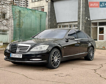 Мерседес С Клас 2011 у Києві на Automoto.ua Чорний Мерседес С Клас, об'ємом двигуна 4.66 л та пробігом 290 тис. км за 11995 $, фото 5 на Automoto.ua