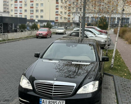 Черный Мерседес С Класс, объемом двигателя 5.5 л и пробегом 150 тыс. км за 17999 $, фото 96 на Automoto.ua