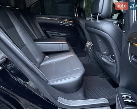 Черный Мерседес С Класс, объемом двигателя 3 л и пробегом 279 тыс. км за 17700 $, фото 15 на Automoto.ua