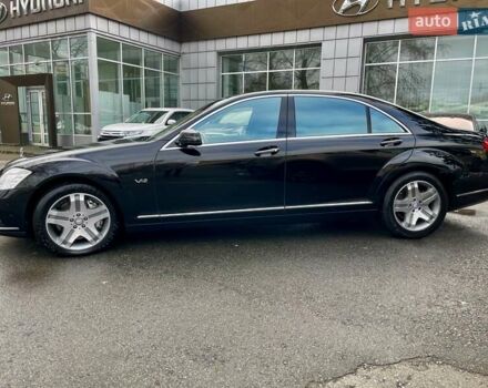 Чорний Мерседес С Клас, об'ємом двигуна 5.51 л та пробігом 98 тис. км за 25500 $, фото 9 на Automoto.ua