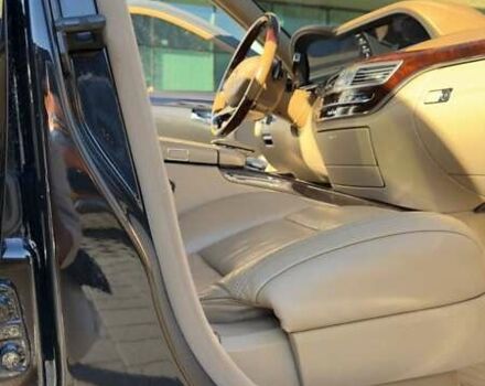 Черный Мерседес С Класс, объемом двигателя 5.46 л и пробегом 241 тыс. км за 16500 $, фото 19 на Automoto.ua