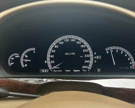 Черный Мерседес С Класс, объемом двигателя 5.5 л и пробегом 220 тыс. км за 18999 $, фото 6 на Automoto.ua