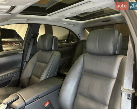 Черный Мерседес С Класс, объемом двигателя 4.7 л и пробегом 175 тыс. км за 24900 $, фото 26 на Automoto.ua