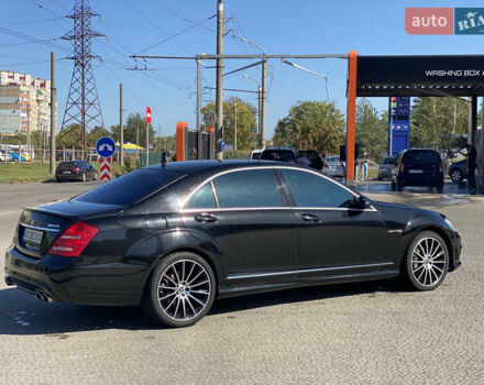 Черный Мерседес С Класс, объемом двигателя 4.66 л и пробегом 280 тыс. км за 18400 $, фото 11 на Automoto.ua