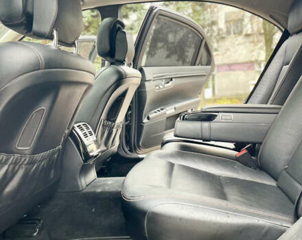 Мерседес С Клас 2011 у Києві на Automoto.ua Чорний Мерседес С Клас, об'ємом двигуна 4.66 л та пробігом 290 тис. км за 11995 $, фото 52 на Automoto.ua