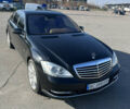 Чорний Мерседес С Клас, об'ємом двигуна 4.7 л та пробігом 252 тис. км за 14000 $, фото 9 на Automoto.ua