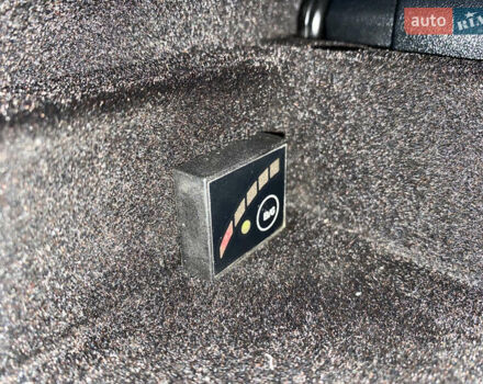 Черный Мерседес С Класс, объемом двигателя 5.5 л и пробегом 229 тыс. км за 16666 $, фото 70 на Automoto.ua