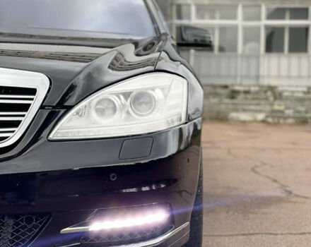 Мерседес С Клас 2011 у Києві на Automoto.ua Чорний Мерседес С Клас, об'ємом двигуна 4.66 л та пробігом 290 тис. км за 11995 $, фото 4 на Automoto.ua