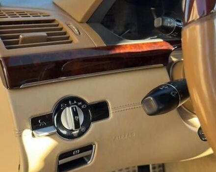 Черный Мерседес С Класс, объемом двигателя 5.46 л и пробегом 241 тыс. км за 16500 $, фото 2 на Automoto.ua