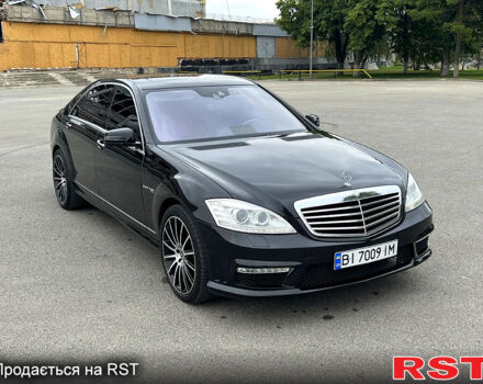 Черный Мерседес С Класс, объемом двигателя 4.7 л и пробегом 200 тыс. км за 17999 $, фото 1 на Automoto.ua