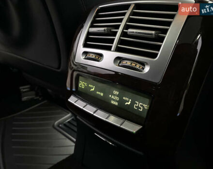 Черный Мерседес С Класс, объемом двигателя 5.5 л и пробегом 229 тыс. км за 16666 $, фото 37 на Automoto.ua