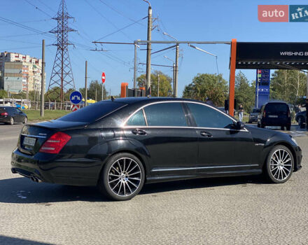 Черный Мерседес С Класс, объемом двигателя 4.66 л и пробегом 280 тыс. км за 18400 $, фото 10 на Automoto.ua