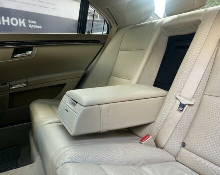 Чорний Мерседес С Клас, об'ємом двигуна 5.5 л та пробігом 223 тис. км за 18999 $, фото 21 на Automoto.ua