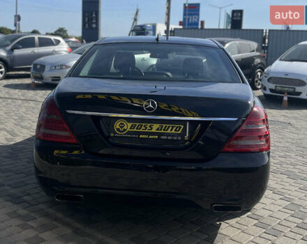 Черный Мерседес С Класс, объемом двигателя 3 л и пробегом 455 тыс. км за 15999 $, фото 5 на Automoto.ua