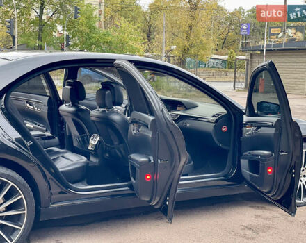 Мерседес С Клас 2011 у Києві на Automoto.ua Чорний Мерседес С Клас, об'ємом двигуна 4.66 л та пробігом 290 тис. км за 11995 $, фото 25 на Automoto.ua