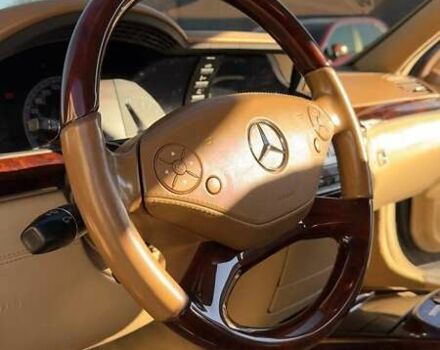 Черный Мерседес С Класс, объемом двигателя 5.46 л и пробегом 241 тыс. км за 16500 $, фото 3 на Automoto.ua