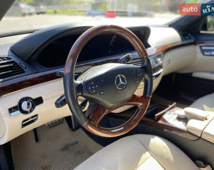Черный Мерседес С Класс, объемом двигателя 4.66 л и пробегом 280 тыс. км за 18400 $, фото 18 на Automoto.ua