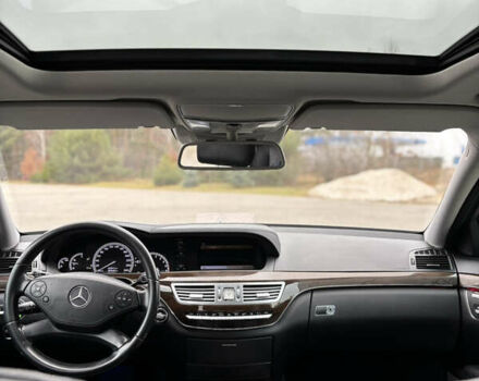 Черный Мерседес С Класс, объемом двигателя 3 л и пробегом 360 тыс. км за 17999 $, фото 17 на Automoto.ua