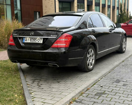 Черный Мерседес С Класс, объемом двигателя 5.5 л и пробегом 150 тыс. км за 17999 $, фото 109 на Automoto.ua