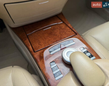 Чорний Мерседес С Клас, об'ємом двигуна 3 л та пробігом 337 тис. км за 19900 $, фото 49 на Automoto.ua