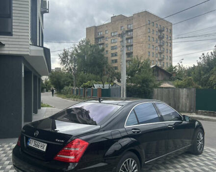 Черный Мерседес С Класс, объемом двигателя 5.5 л и пробегом 220 тыс. км за 18999 $, фото 3 на Automoto.ua