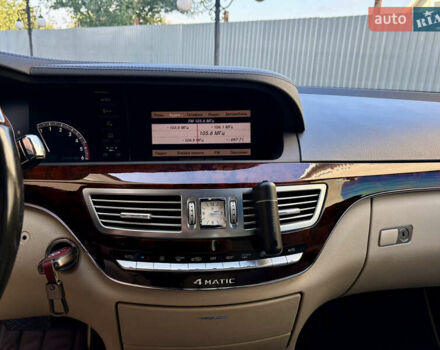 Черный Мерседес С Класс, объемом двигателя 3 л и пробегом 255 тыс. км за 24500 $, фото 16 на Automoto.ua