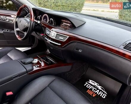 Чорний Мерседес С Клас, об'ємом двигуна 3 л та пробігом 211 тис. км за 23400 $, фото 47 на Automoto.ua