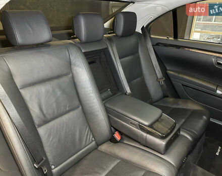 Черный Мерседес С Класс, объемом двигателя 4.7 л и пробегом 175 тыс. км за 24900 $, фото 55 на Automoto.ua