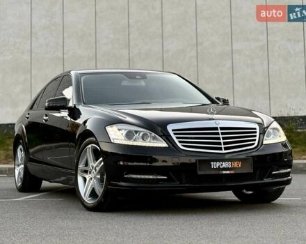 Чорний Мерседес С Клас, об'ємом двигуна 3 л та пробігом 211 тис. км за 23400 $, фото 20 на Automoto.ua