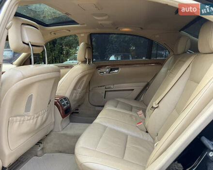 Чорний Мерседес С Клас, об'ємом двигуна 3 л та пробігом 337 тис. км за 19900 $, фото 33 на Automoto.ua