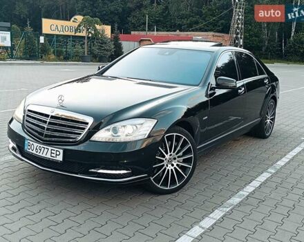 Черный Мерседес С Класс, объемом двигателя 4.7 л и пробегом 288 тыс. км за 12800 $, фото 1 на Automoto.ua