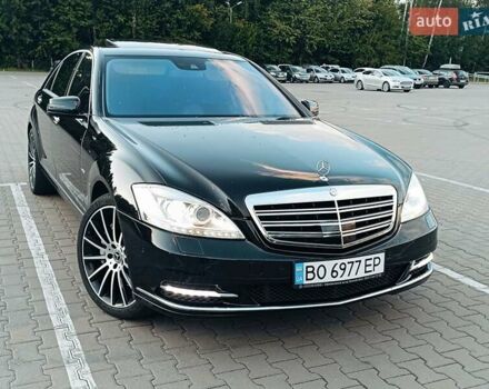 Черный Мерседес С Класс, объемом двигателя 4.7 л и пробегом 288 тыс. км за 12800 $, фото 5 на Automoto.ua