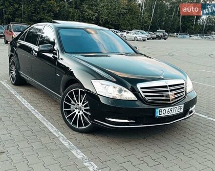 Черный Мерседес С Класс, объемом двигателя 4.7 л и пробегом 288 тыс. км за 12800 $, фото 4 на Automoto.ua