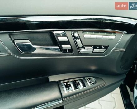 Черный Мерседес С Класс, объемом двигателя 4.7 л и пробегом 288 тыс. км за 12800 $, фото 45 на Automoto.ua