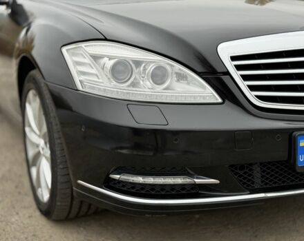 Черный Мерседес С Класс, объемом двигателя 4.7 л и пробегом 158 тыс. км за 12500 $, фото 9 на Automoto.ua