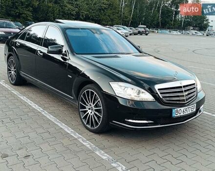 Черный Мерседес С Класс, объемом двигателя 4.7 л и пробегом 288 тыс. км за 12800 $, фото 13 на Automoto.ua