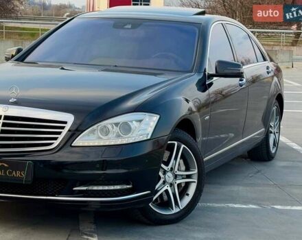 Черный Мерседес С Класс, объемом двигателя 4.7 л и пробегом 201 тыс. км за 12900 $, фото 5 на Automoto.ua