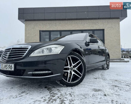 Чорний Мерседес С Клас, об'ємом двигуна 2.99 л та пробігом 368 тис. км за 14700 $, фото 13 на Automoto.ua