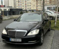 Черный Мерседес С Класс, объемом двигателя 5.5 л и пробегом 150 тыс. км за 17999 $, фото 92 на Automoto.ua