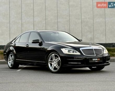 Чорний Мерседес С Клас, об'ємом двигуна 3 л та пробігом 211 тис. км за 23400 $, фото 19 на Automoto.ua