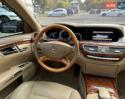 Чорний Мерседес С Клас, об'ємом двигуна 3 л та пробігом 337 тис. км за 19900 $, фото 51 на Automoto.ua