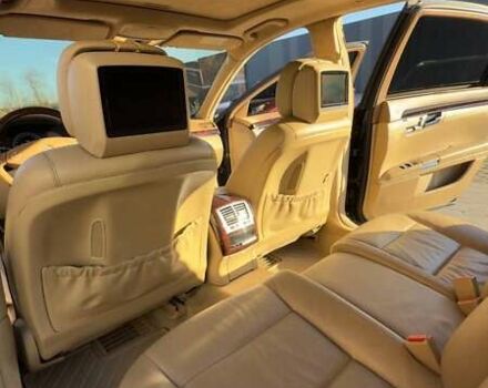 Черный Мерседес С Класс, объемом двигателя 5.46 л и пробегом 241 тыс. км за 16500 $, фото 26 на Automoto.ua