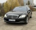 Черный Мерседес С Класс, объемом двигателя 4.7 л и пробегом 158 тыс. км за 12500 $, фото 1 на Automoto.ua