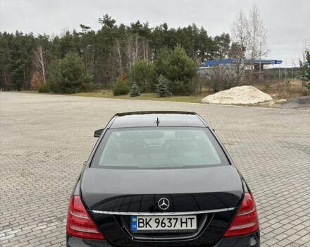 Черный Мерседес С Класс, объемом двигателя 3 л и пробегом 360 тыс. км за 17999 $, фото 12 на Automoto.ua