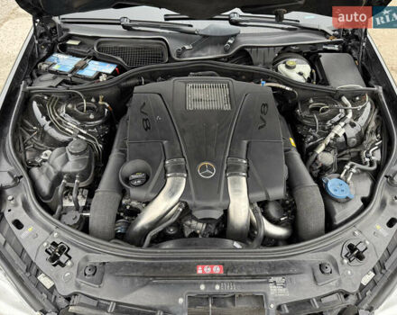 Черный Мерседес С Класс, объемом двигателя 4.66 л и пробегом 158 тыс. км за 12500 $, фото 32 на Automoto.ua