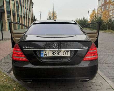 Черный Мерседес С Класс, объемом двигателя 5.5 л и пробегом 150 тыс. км за 17999 $, фото 80 на Automoto.ua