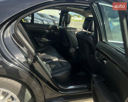 Черный Мерседес С Класс, объемом двигателя 3 л и пробегом 455 тыс. км за 15999 $, фото 10 на Automoto.ua